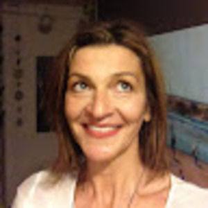 Meet your Posher, Daniela